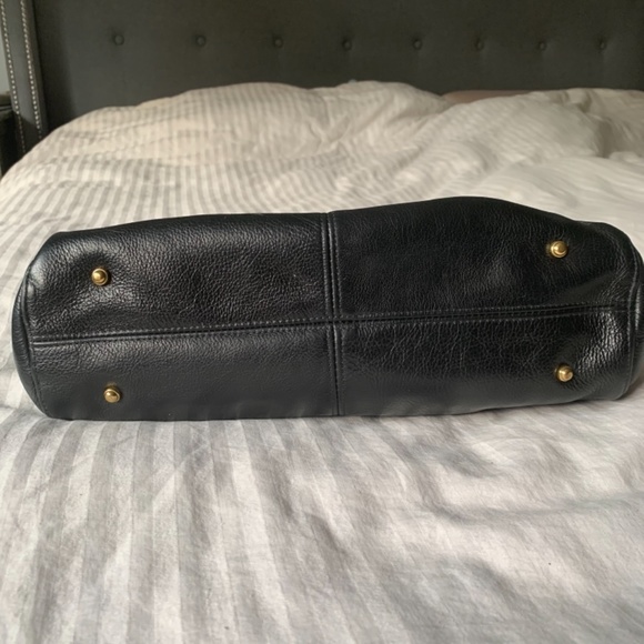 Rachel Nasvik Phoebe Satchel - Picture 4 of 4